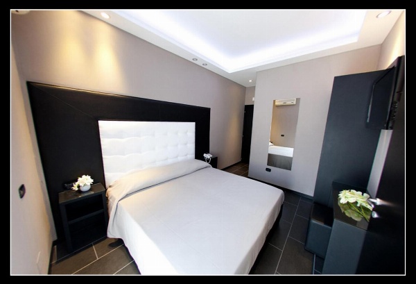 Fly Boutique Hotel Main image